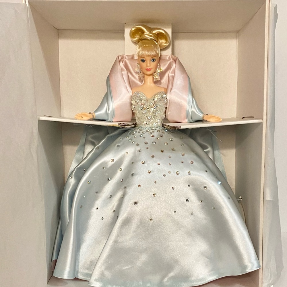 🌹🍃New In Box ~1997 “Billions of Dreams” Limited Edition Collectors Barbie Doll - Picture 4 of 10